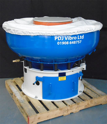 Vibratory bowl finishing machine