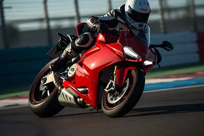 Motorsport Vibratory Superfinishing Racing bike in action
