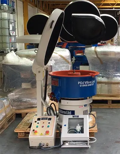 Vibratory bowl finishing machine